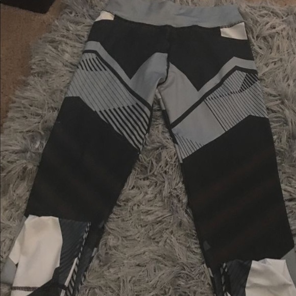 Women’s leggings - Picture 2 of 2